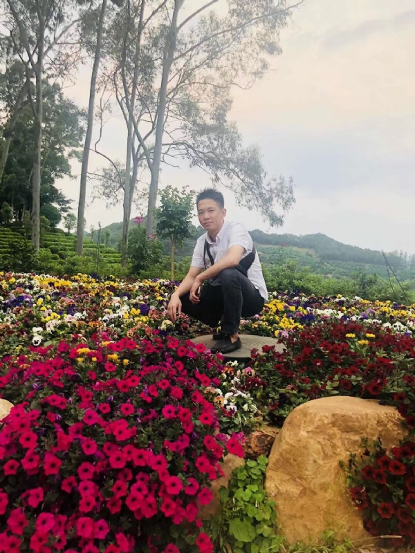 小郑的第一张照片--饶平认干亲服务网